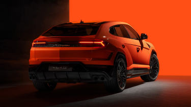 Lamborghini Urus SE – rear 